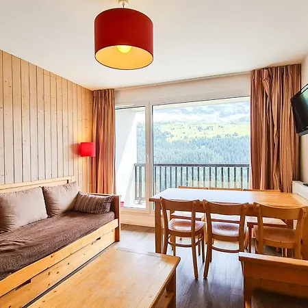 Lumineux 2 Pièces Avec à Forêt · Balcon Sud · Parking Couvert · Proche Pistes - Fr-1-425-149